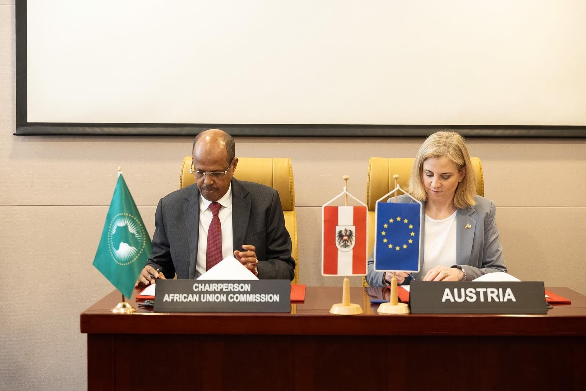AU and Austria Sign Cooperation Deal as Union Eyes New Vienna Mission 