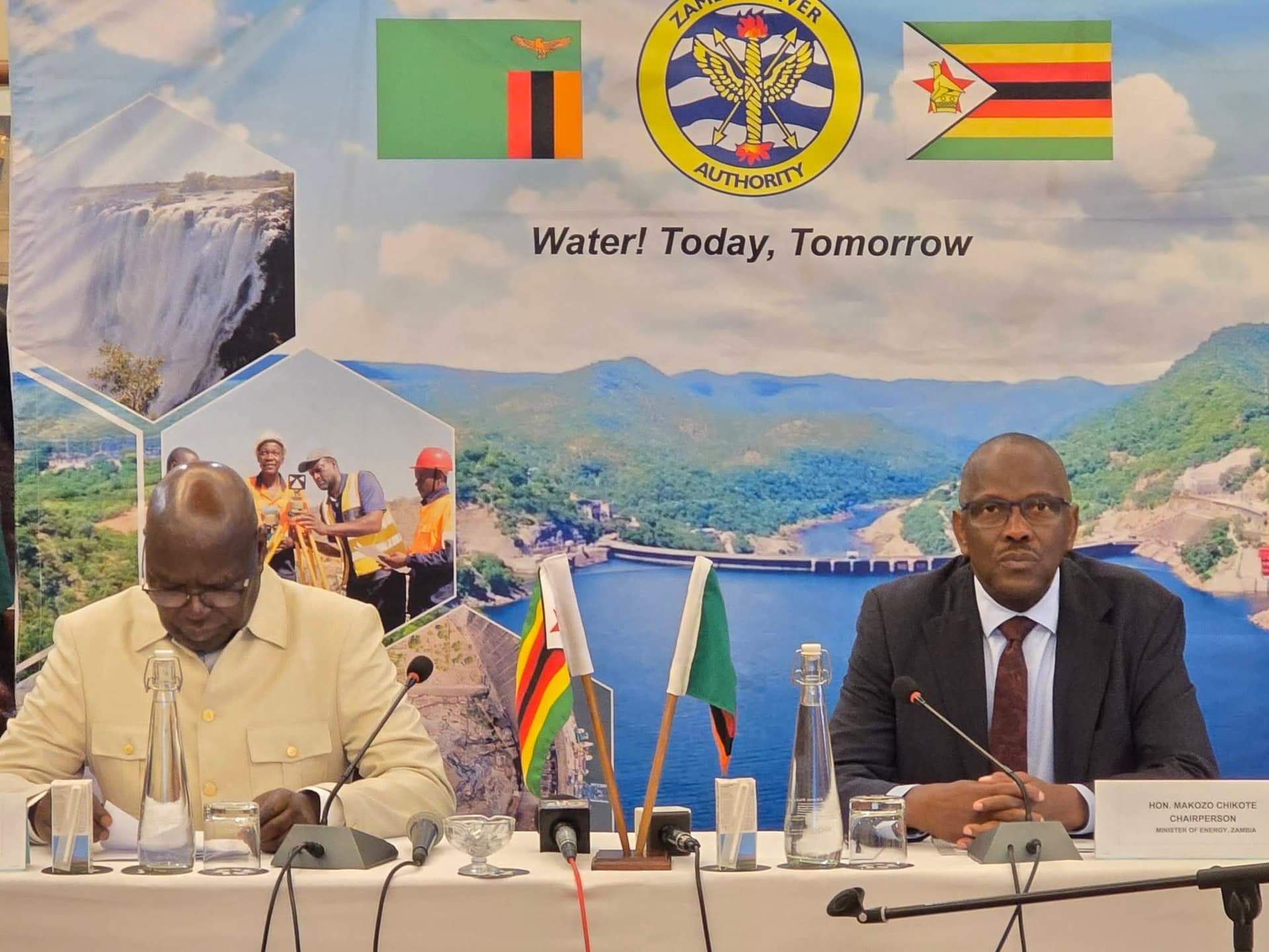 Zimbabwe, Zambia Press Faster Hydro and Solar Projects