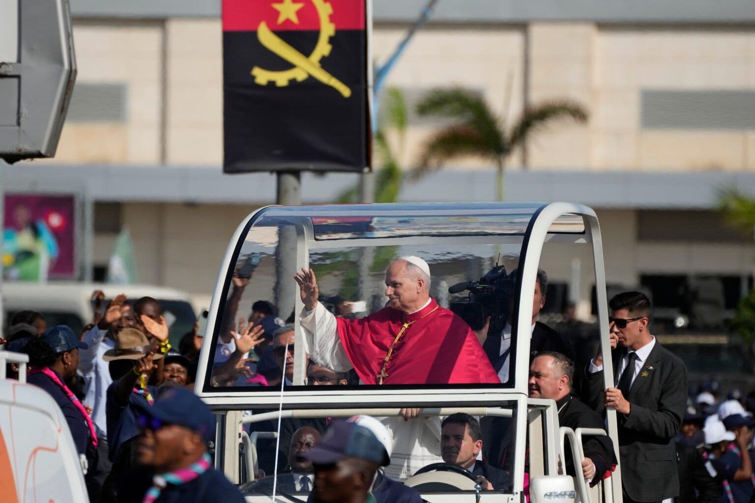 Pope Leo XIV’s Angola Visit: A Message of Healing at Mama Muxima
